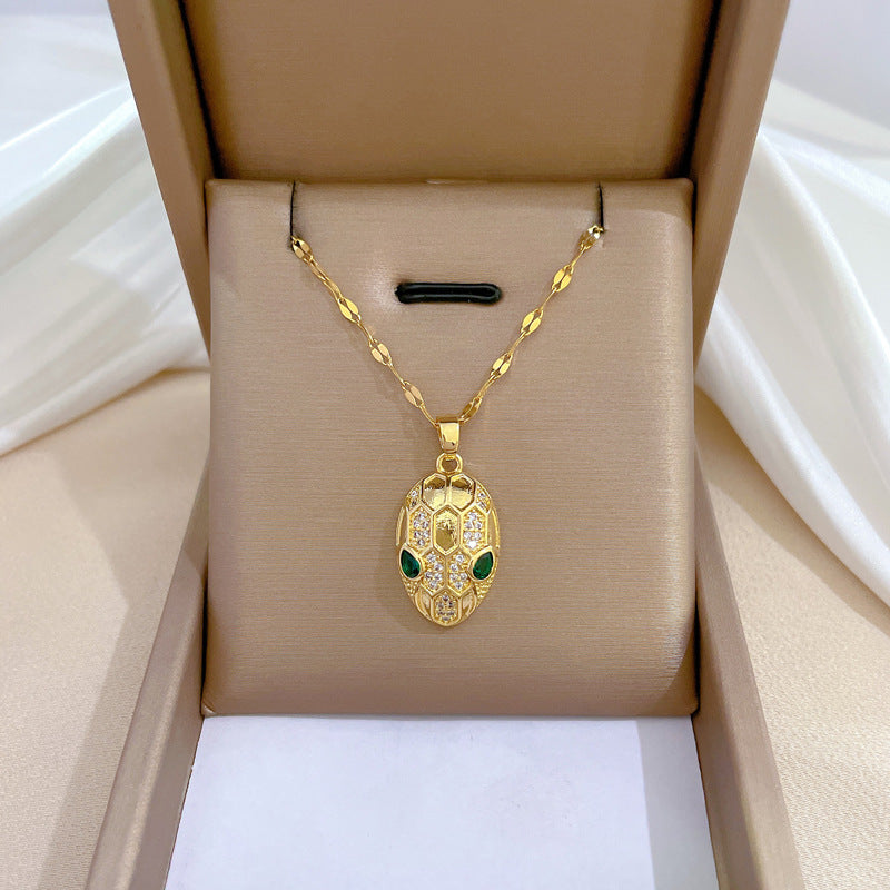 Four-Leaf Clover Rhinestone Pendant Necklace for Women Titanium Steel Irregular Chain Shell Locket Floral Style