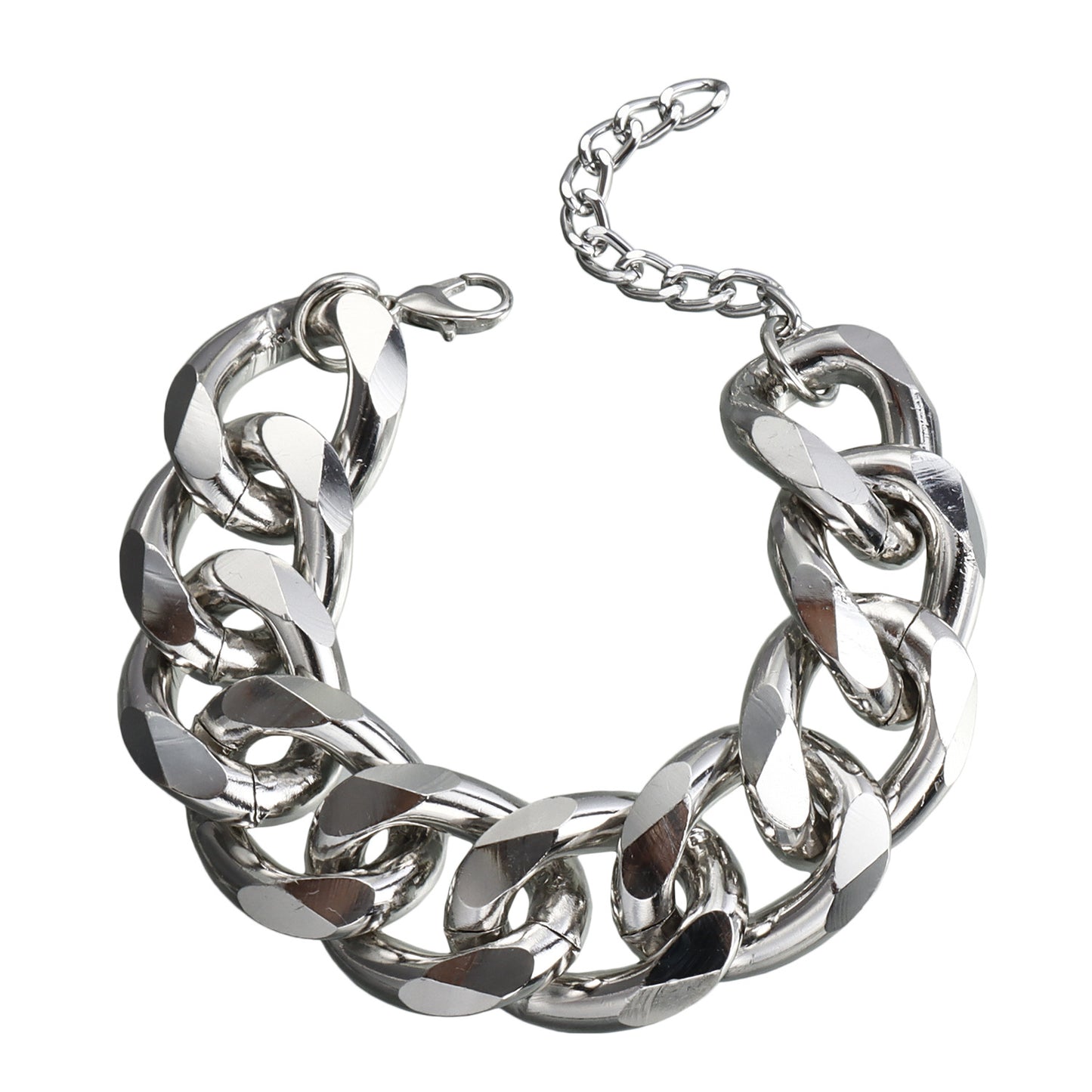 Fashionable Geometric Metal Pendant Necklace with Electroplated Finish for Women Locket Style Single-Layer Collarbone Chain