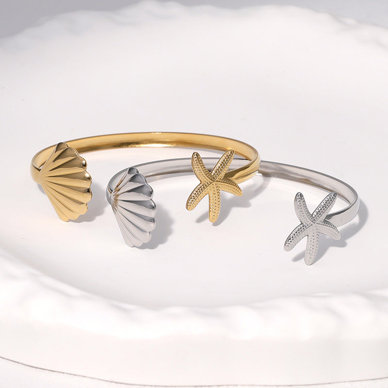 Minimalist 18K Gold Plated Stainless Steel Starfish Bracelet for Women