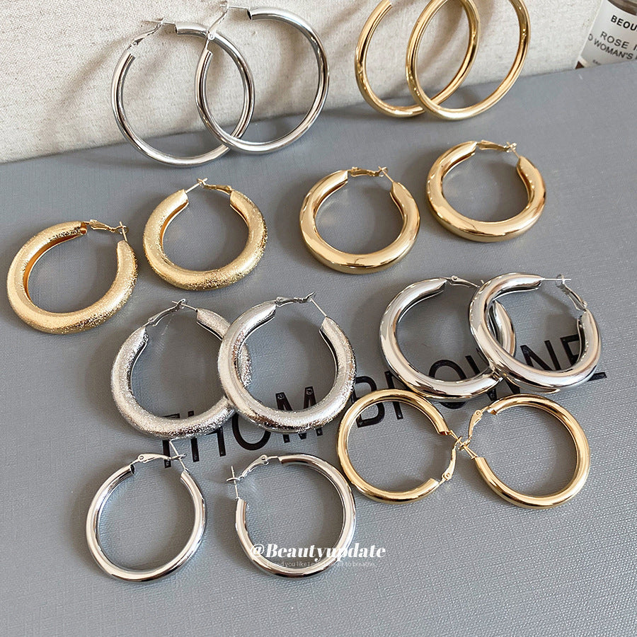 Pendientes de aro redondos geométricos minimalistas para mujer con alambre de acero galvanizado y acabado de metal pulido