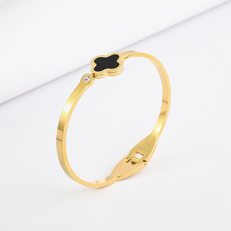 Minimalist Four-Leaf Clover Bracelet for Women in Titanium Steel with Plated Finish