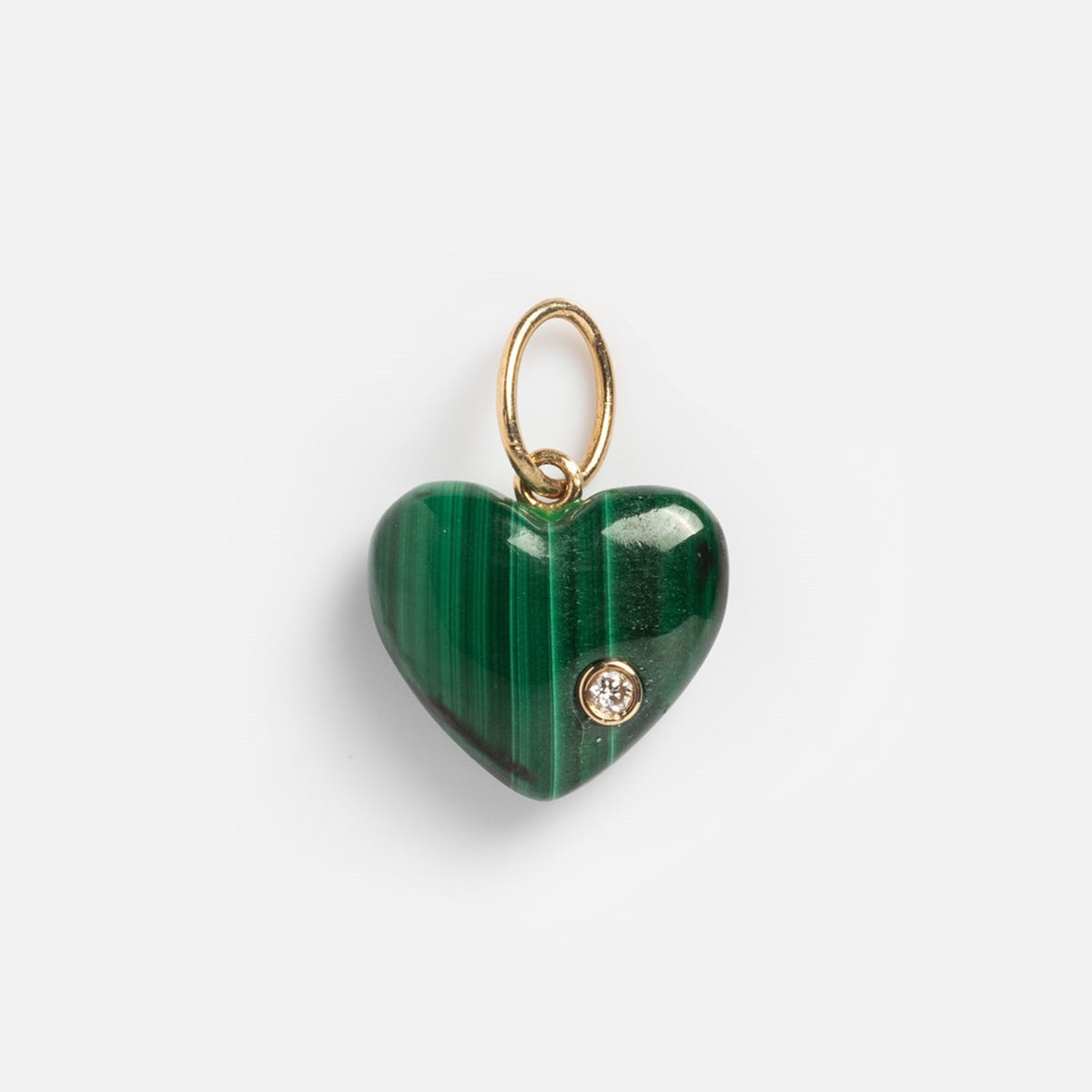 Colgante de corazón minimalista geométrico de acero inoxidable con incrustaciones de circonita cúbica y baño de oro de 18 quilates PVD, diseño de barra