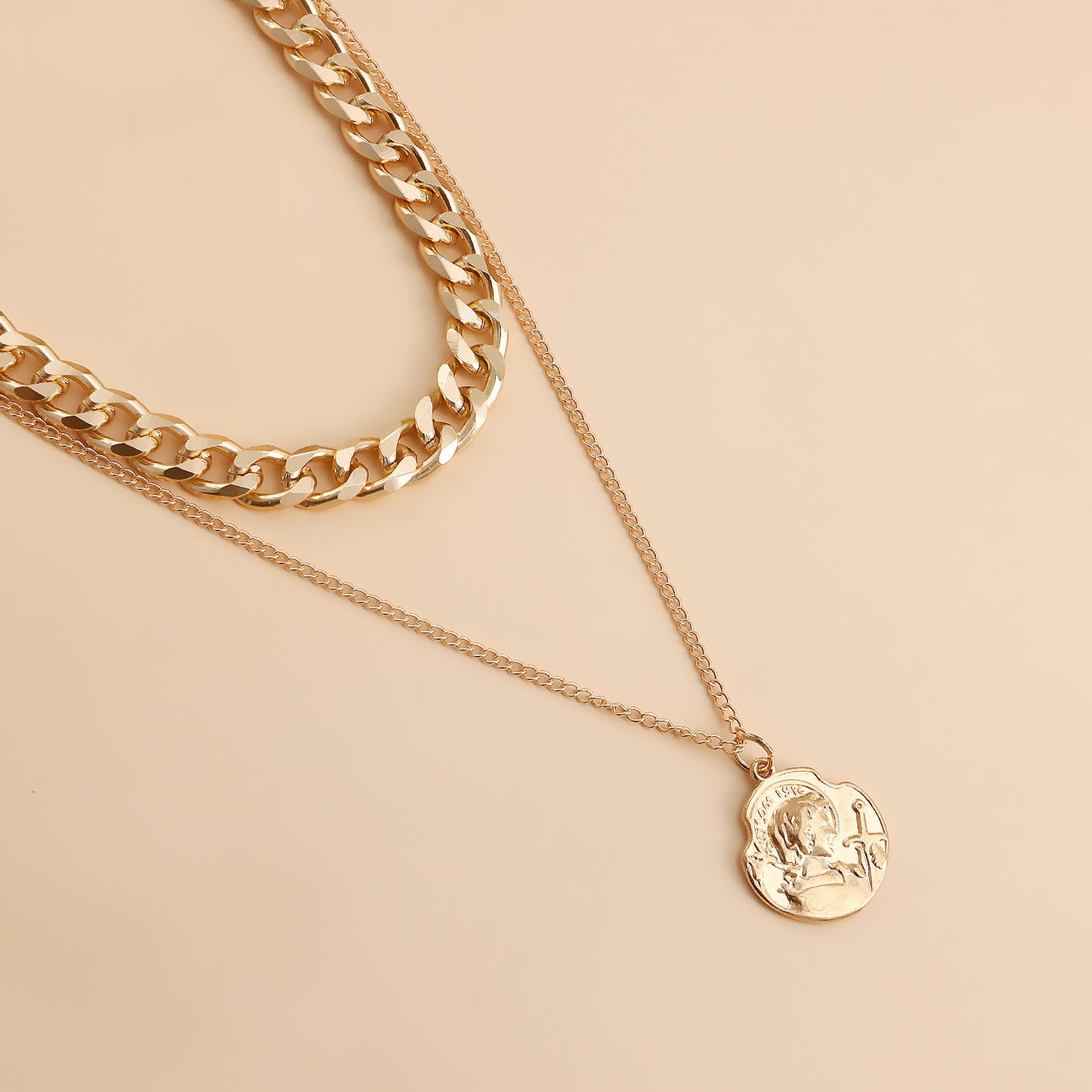 Vintage Double-Layer Geometric Alloy Pendant Necklace for Women with Electroplated Finish and Clavicle Chain Style
