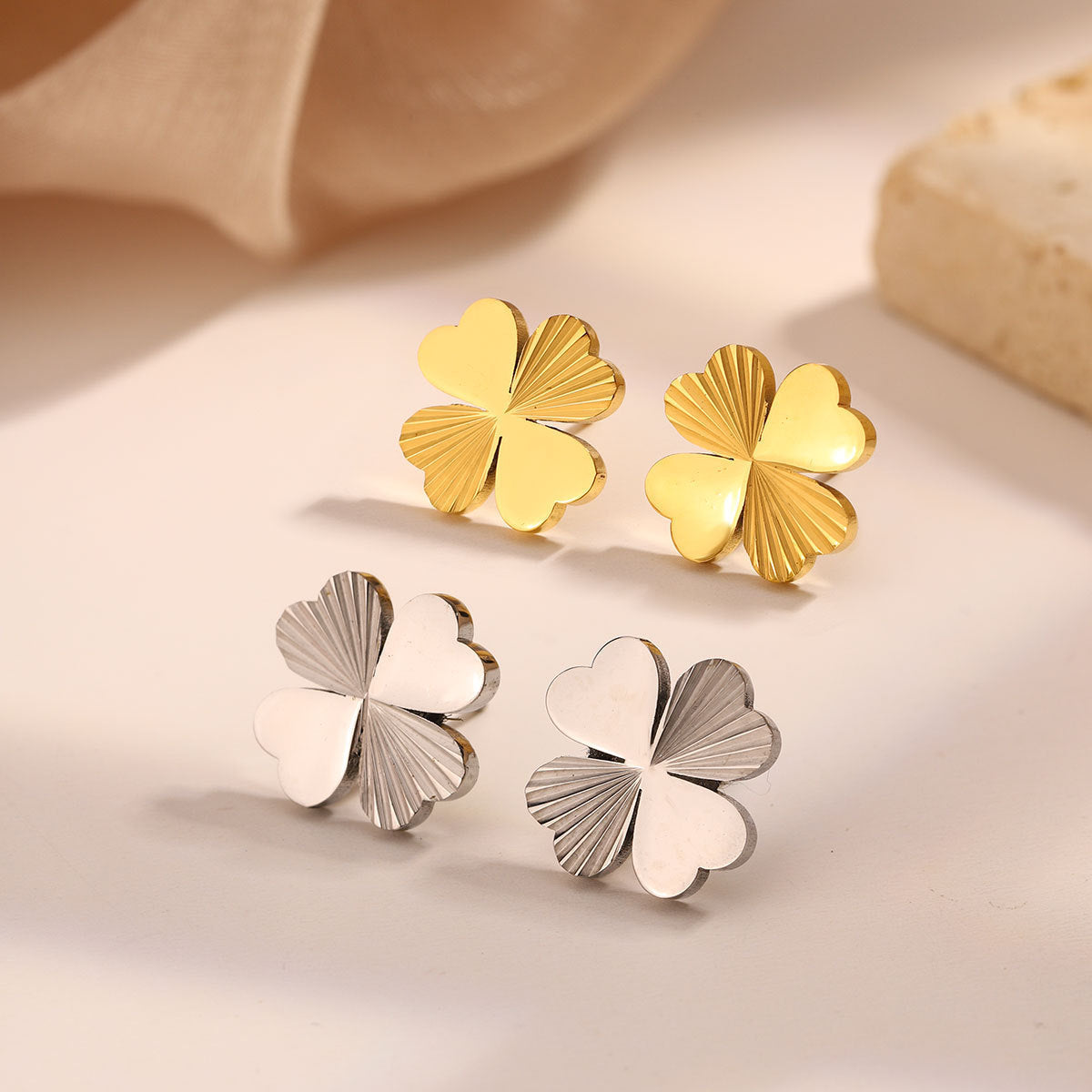 Vintage Plated Stainless Steel Plant Shape Floral Necklace and Earring Set with Cable Chain for Women