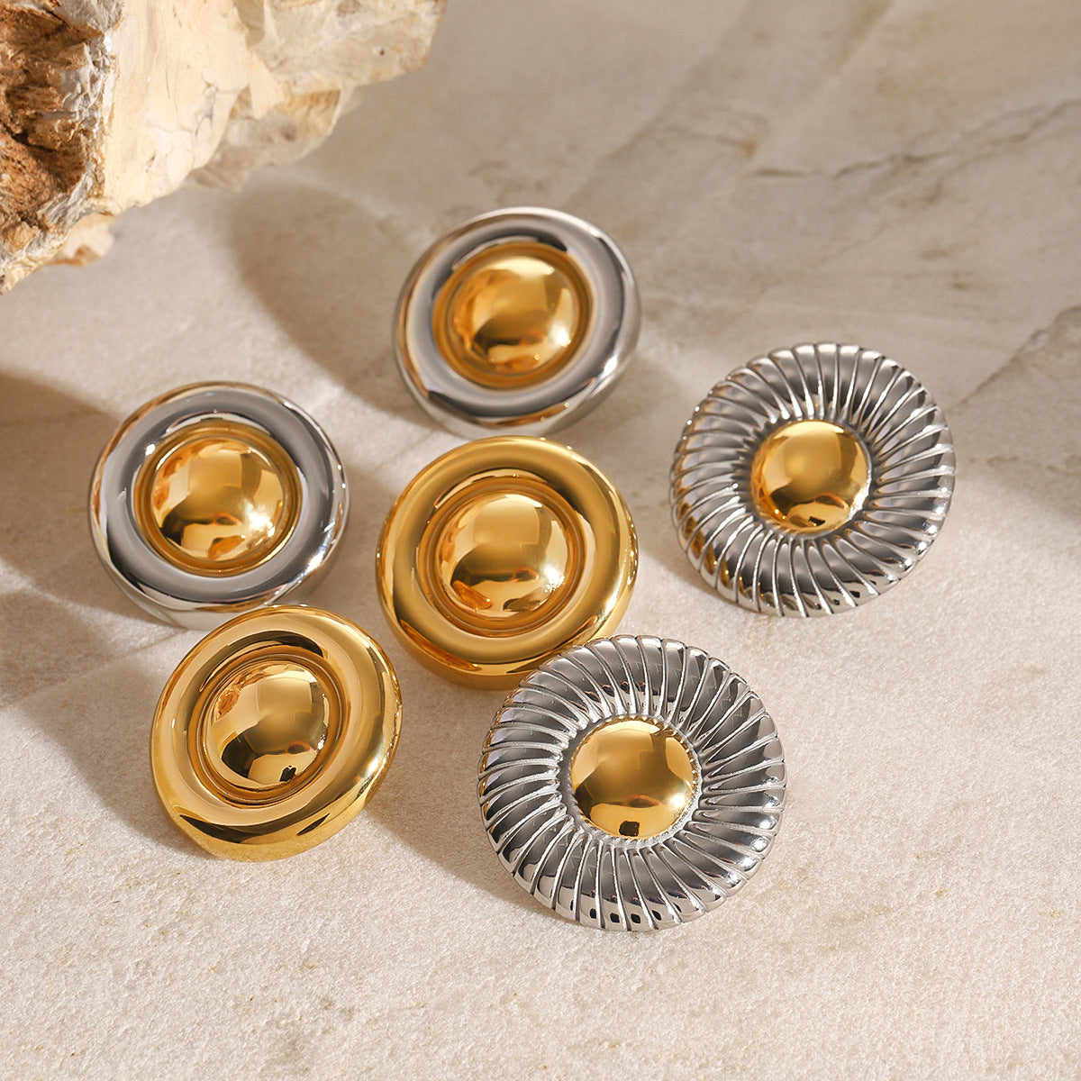 Orecchini a Cerchio da Donna Geometrici Placcati in Acciaio Inox con Stile Moderno Minimalista