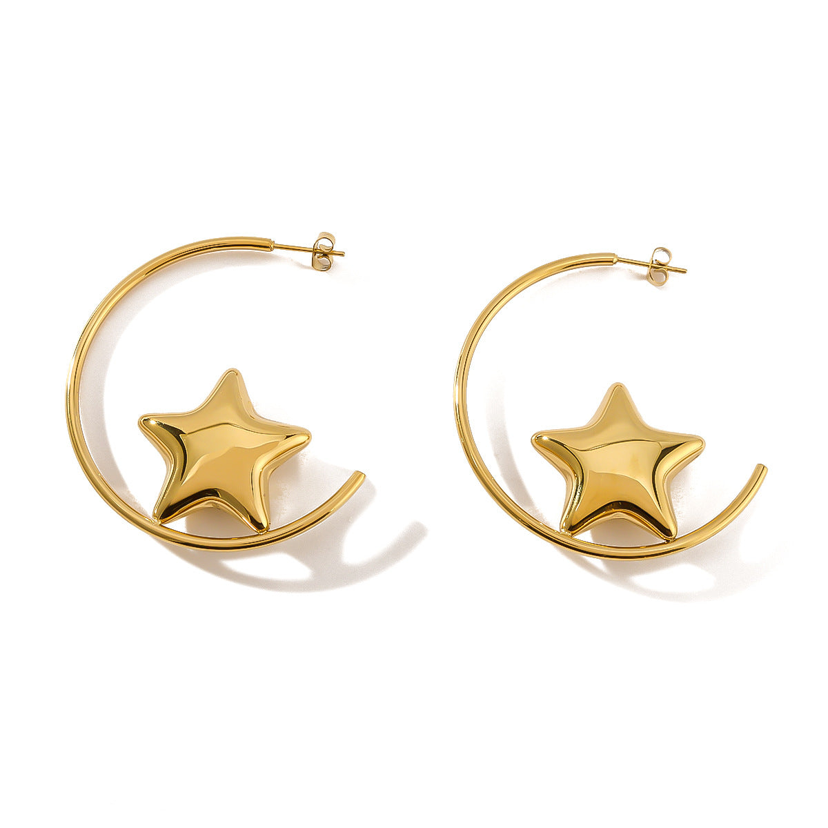 Orecchini minimalistici a C in acciaio inossidabile con stella cava placcati in oro 18K da donna
