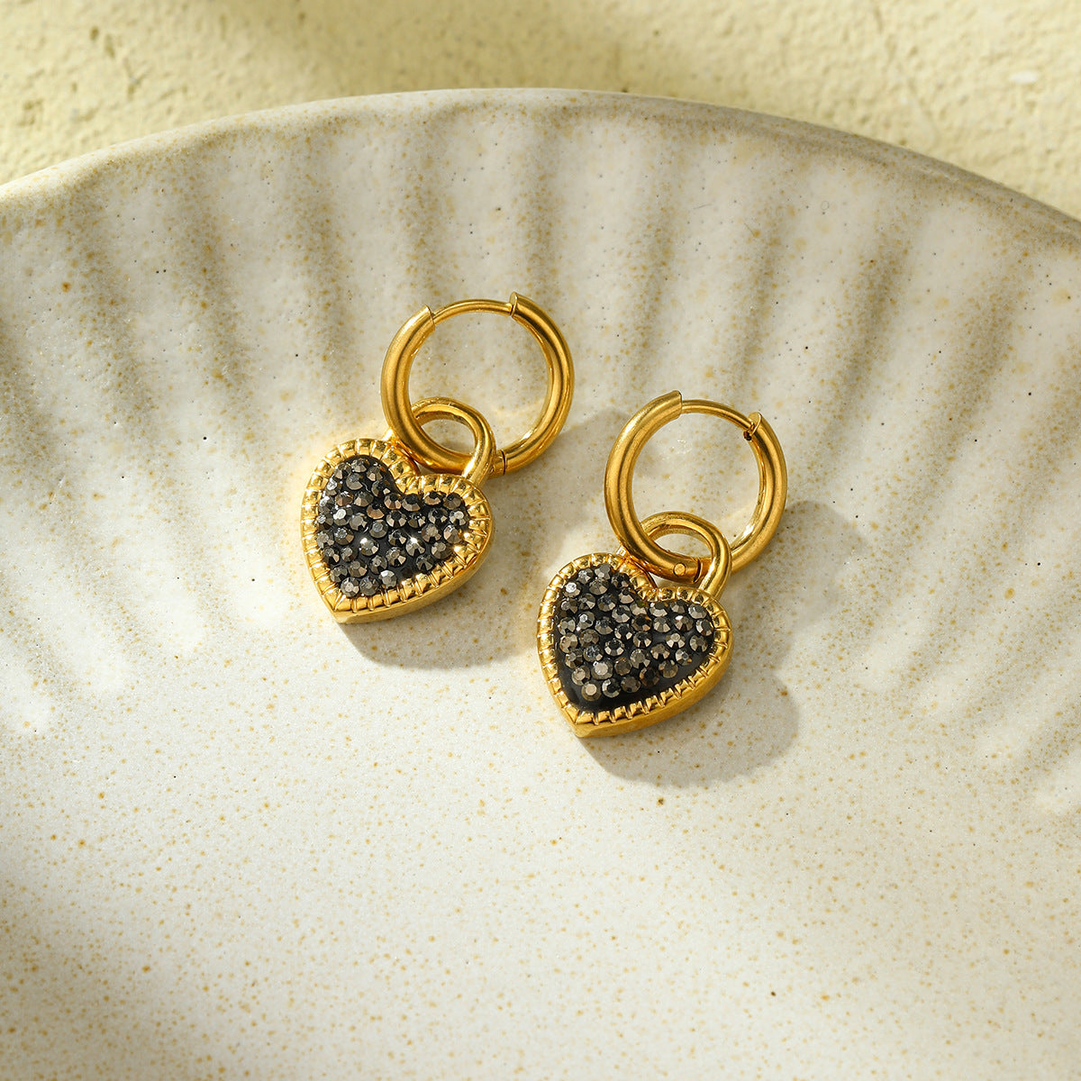 Fashionable Heart-Shaped Titanium Steel Earrings with Rhinestone Inlay, Electroplated for Fade-Resistant Minimalist and Office-Ready Style