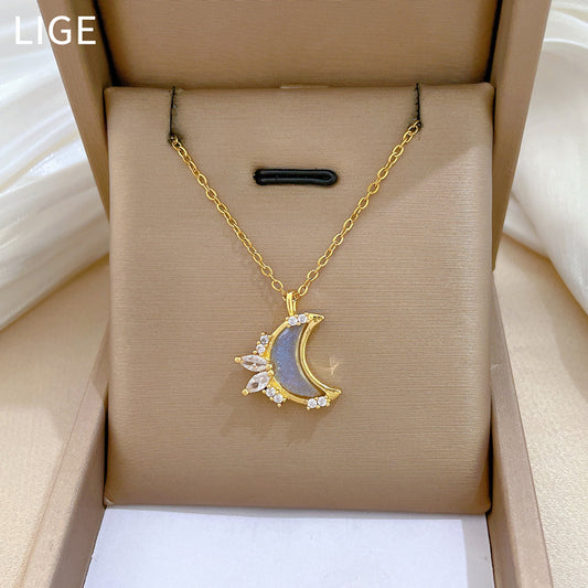 Collar minimalista de acero de titanio con forma de luna y circonitas incrustadas para mujeres y hombres, delicada cadena de clavícula