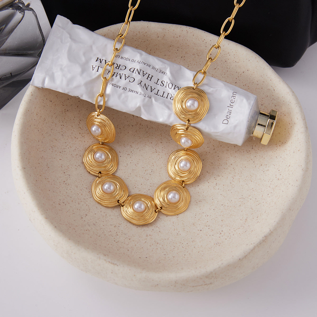 Collar de luna, estrella, nube y universo minimalista con perlas y cadena de acero inoxidable para mujer
