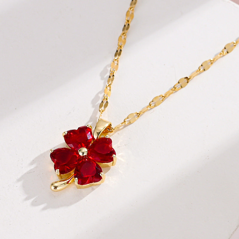 Collana con pendente a quadrifoglio per donna in acciaio al titanio placcato oro, catena clavicola minimalista, graziosa e fresca