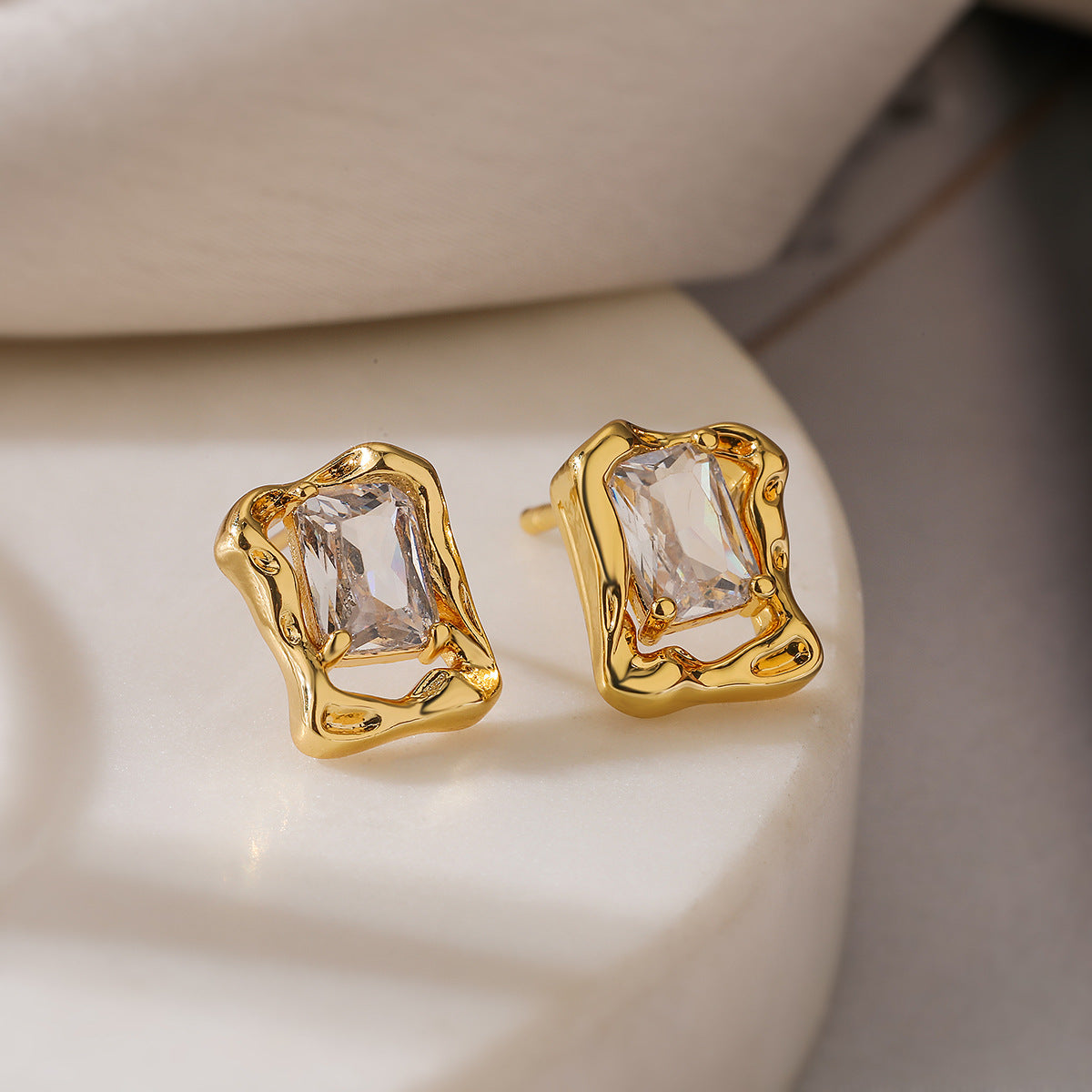 Minimalist Geometric Cross Stud Earrings in Brass with 18K Gold Plating and Zircon Inlay for Women