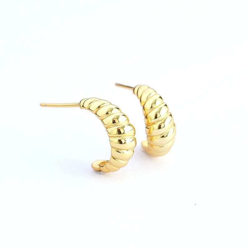 Geometric S925 Sterling Silver Stud Earrings for Women with Plated Finish — Minimalist Fashion-Forward Ear Jewelry