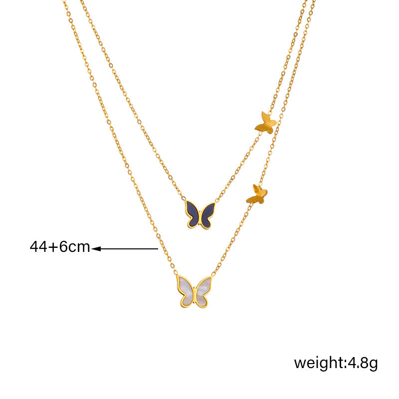 Collar minimalista con forma de mariposa de acero titanio chapado en oro con cadena de doble capa para mujer