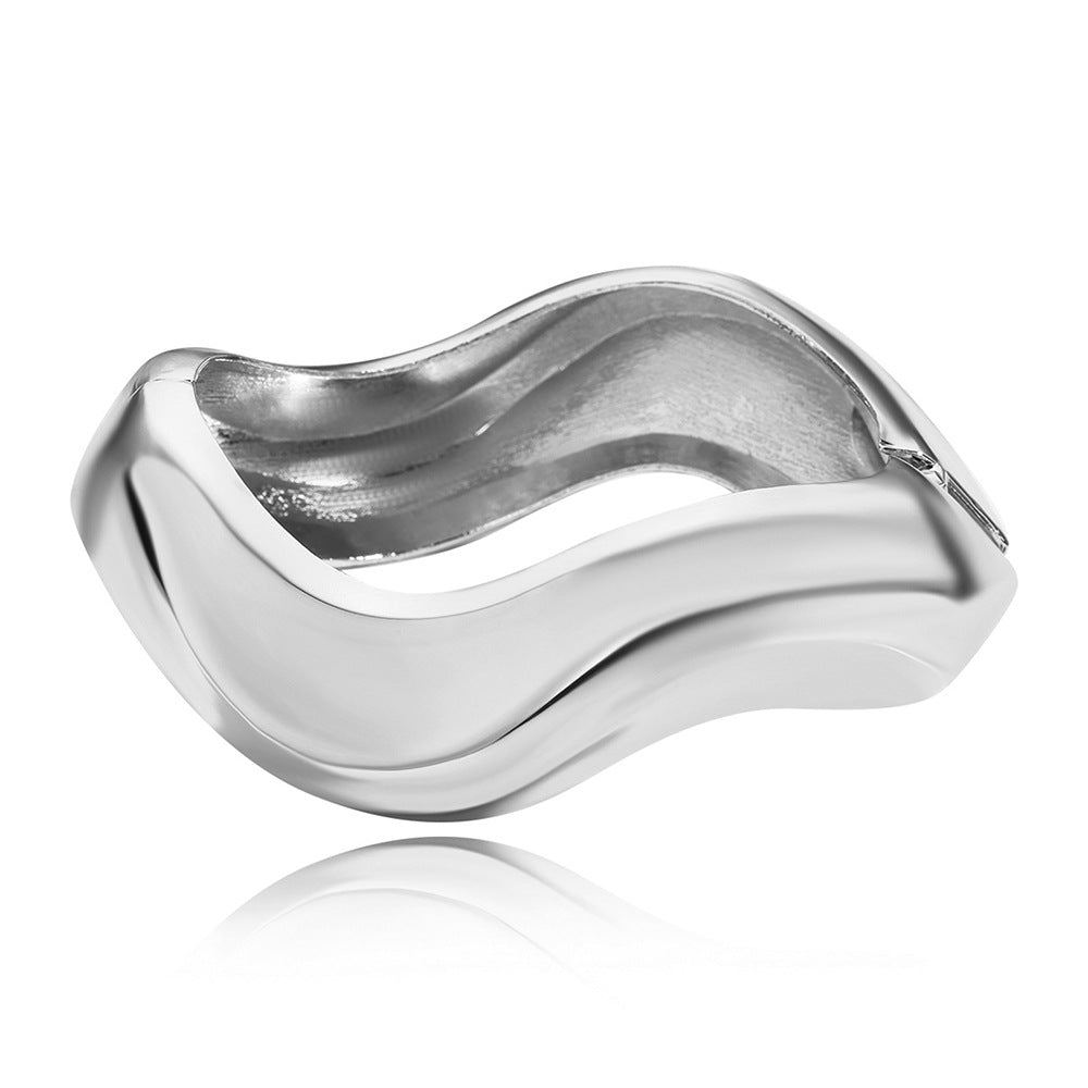 Bracciale Geometrico Minimalista in Lega con Finitura Lucida e Apertura a Molla per Uomo e Donna