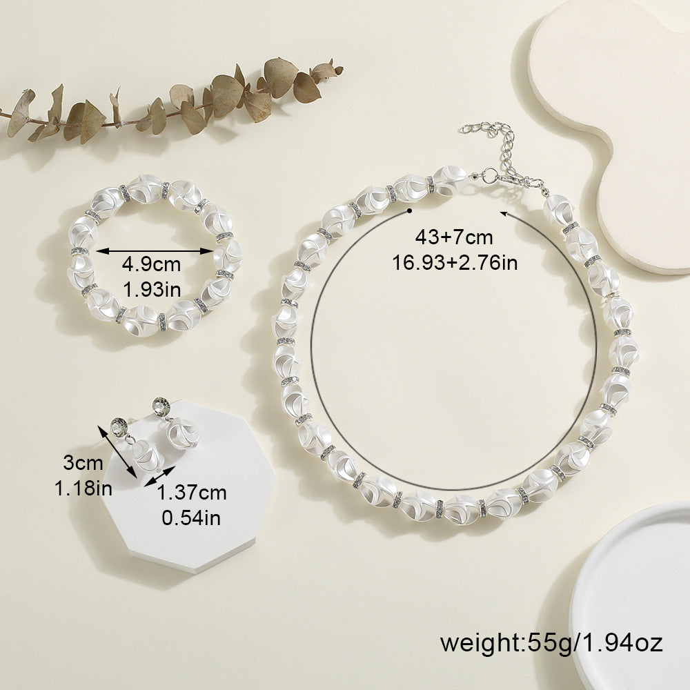 Conjunto de collar de perlas barrocas asimétricas vintage francesas con cadena O, pendientes y pulsera para mujer