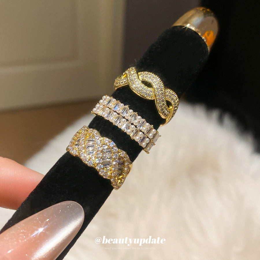 Anillo Abierto Minimalista de Lujo con Perla Redonda Geométrica y Circonita para Mujer en Cobre
