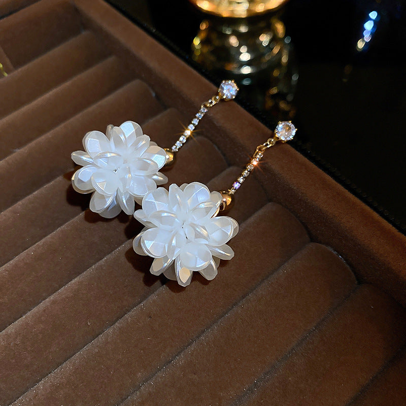 Eleganti Orecchini a Perno da Donna in Stile Francese Vintage con Zirconi Geometrici e Perle Imitazione