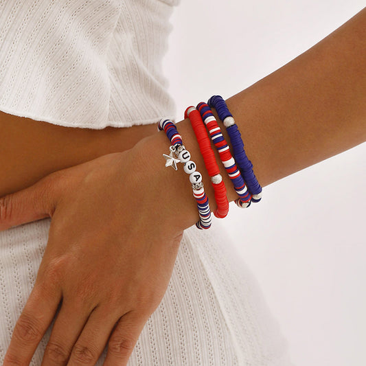 Braccialetto da donna in argilla polimerica fatto a mano con stelle e lettere, dal design geometrico e stile personalizzato