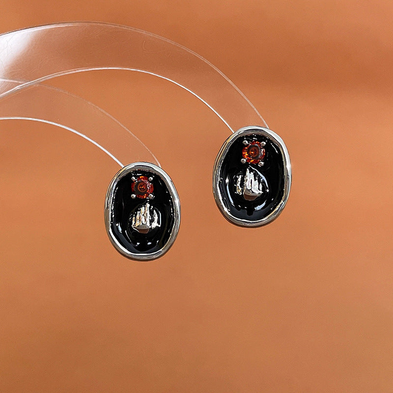 Orecchini geometrici a rombo di lusso con finitura smaltata e dettagli in perle da donna