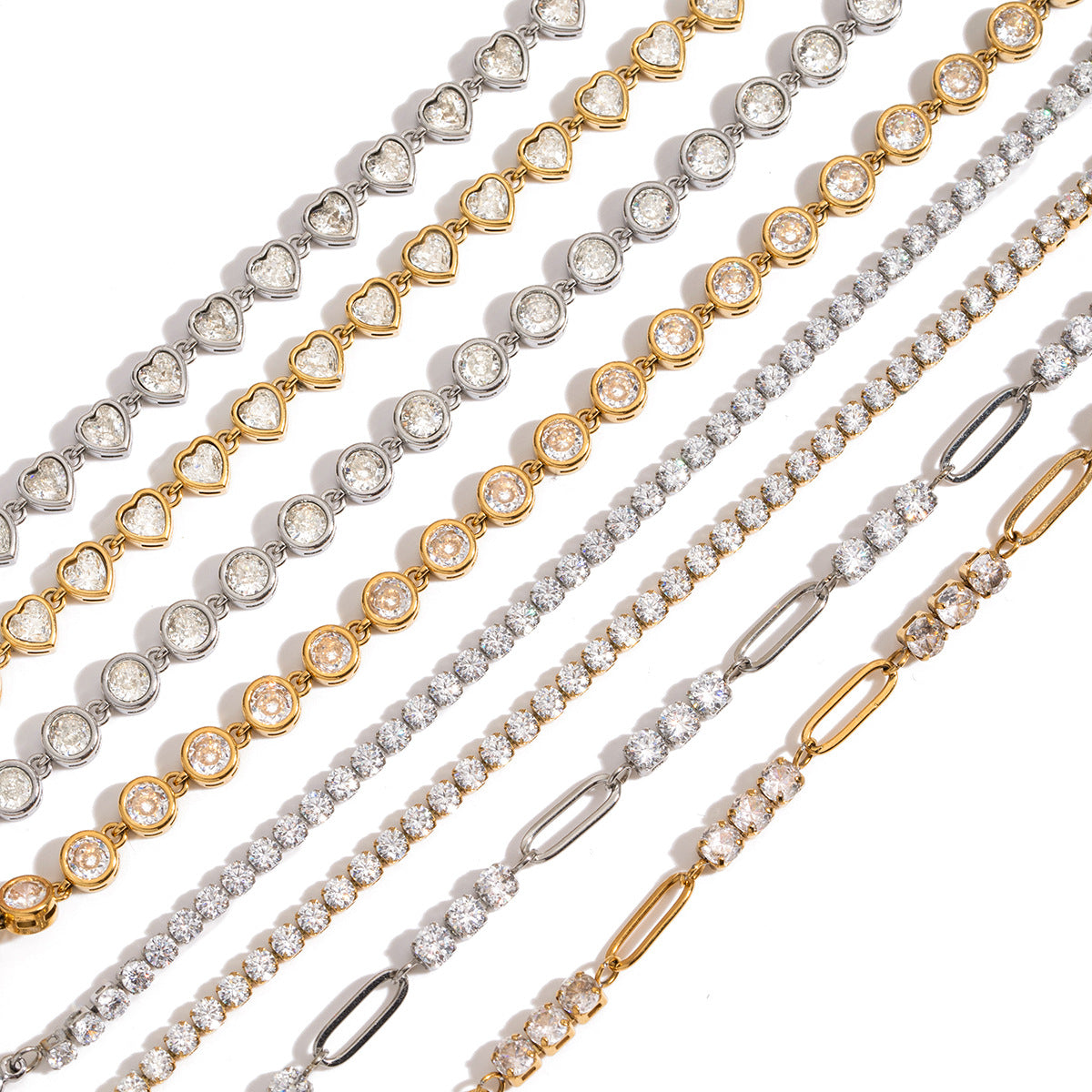 Bracciale geometrico in acciaio inossidabile placcato con accenti di strass per donna - Accessorio di moda di lusso
