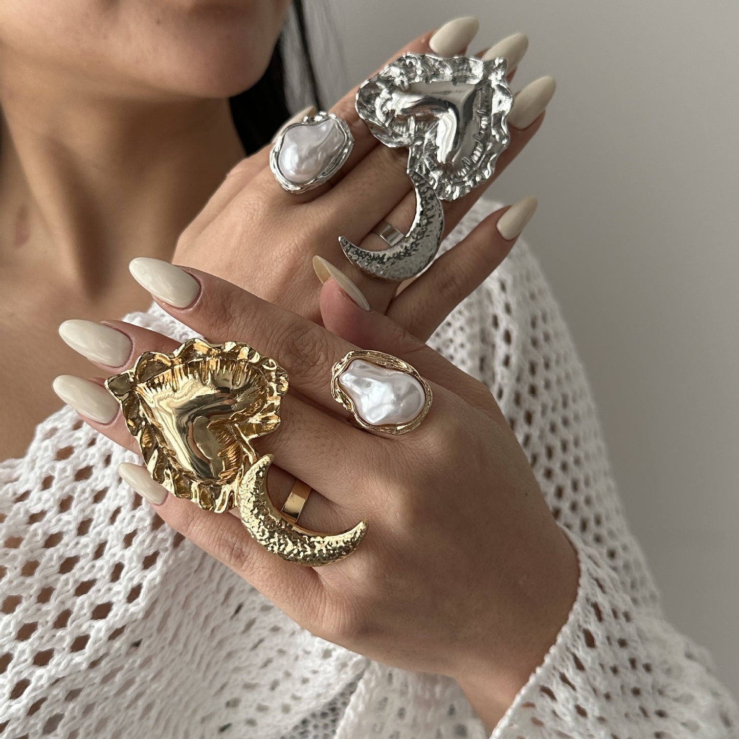 Exaggerated Textured 3D Heart Geometric Alloy Ring for Women