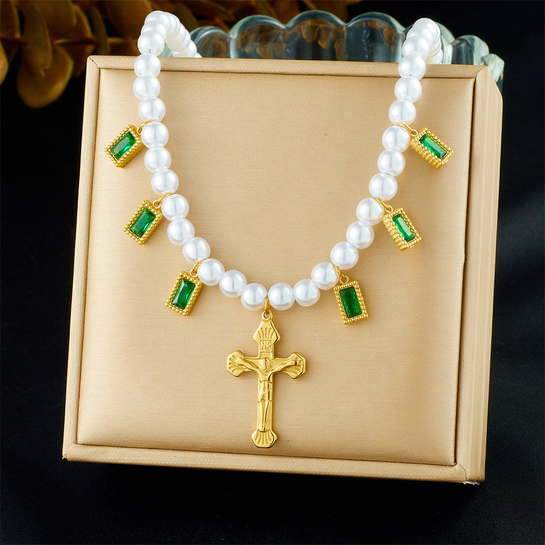 Vintage Elegant Heart Bow Stainless Steel Plated Pearl Ball Chain Necklace for Women