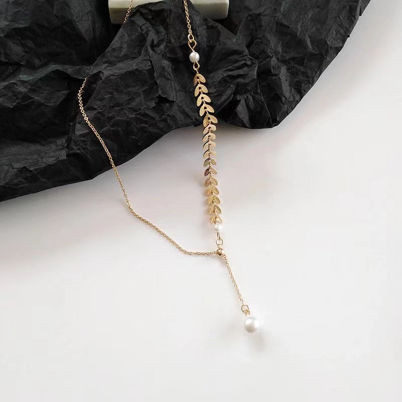 Minimalist Pearl Necklace for Women with Titanium Steel Pendant and Plated Finish, Irregular Animal-Shaped Locket Chain