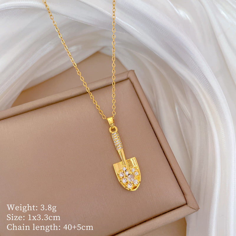 Geometric Minimalist Titanium Steel Lip Chain Necklace with Copper Pendant and Rhinestone Inlay