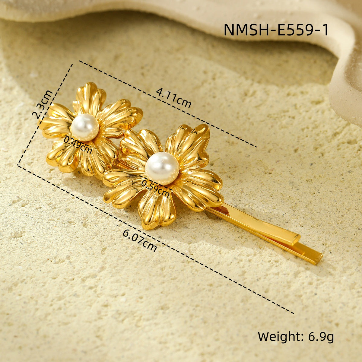 Elegant Floral Hair Clip for Women Made of Stainless Steel with Pearl Inlay, Minimalist Bar Style Hair Accessory