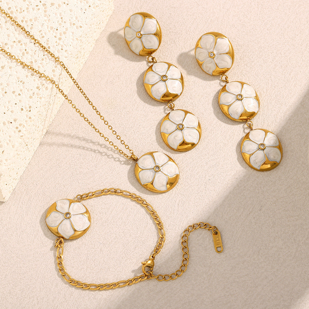 Conjunto de Collar con Colgante Floral de Moda con Cadena de Acero Inoxidable y Chapado en Oro de 18K para Mujer