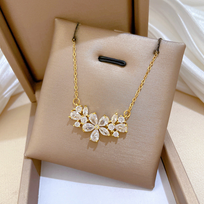 Sweet Minimalist Geometric Floral Cubic Zirconia Pendant Titanium Steel Necklace for Unisex