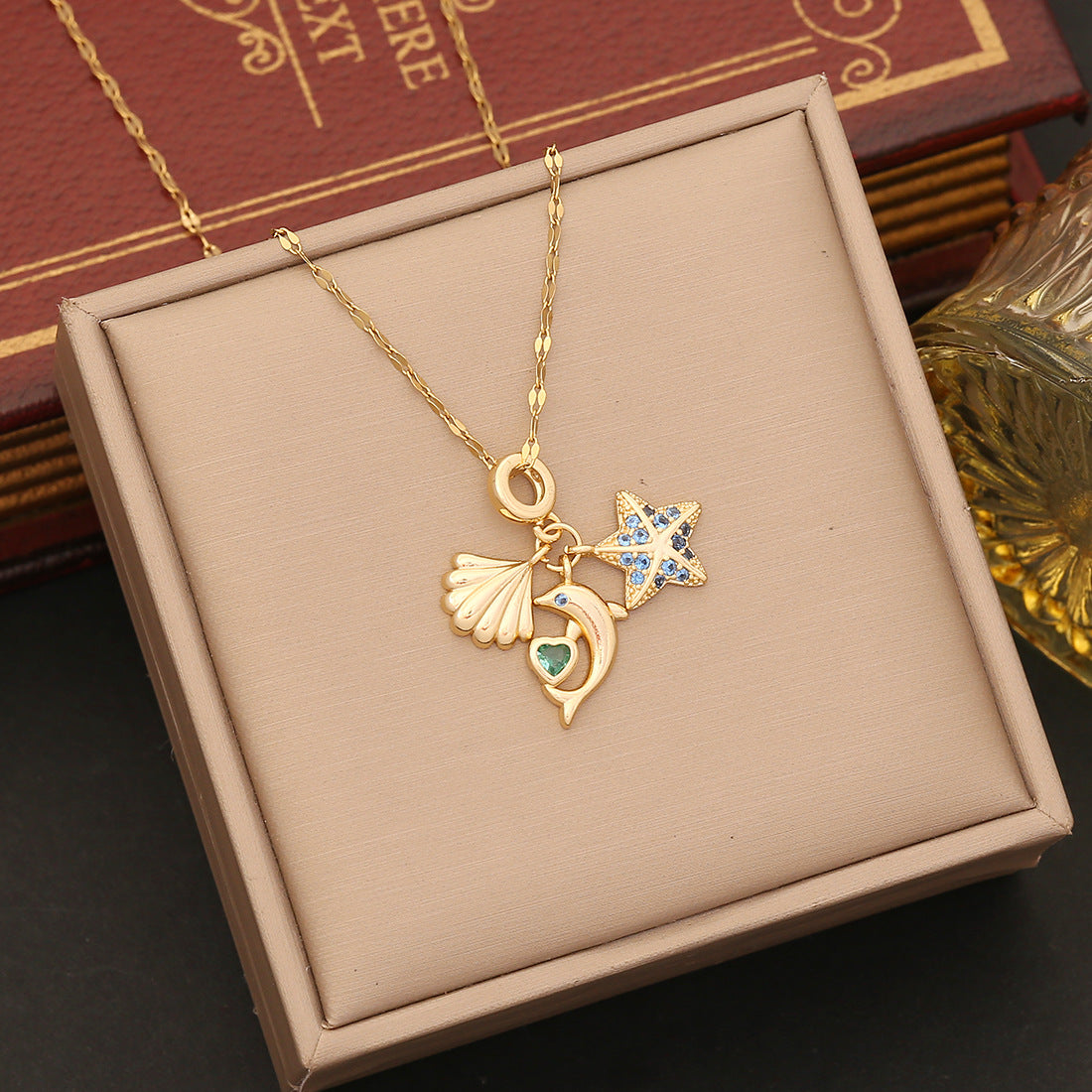 Fashionable Heart-Shaped Enamel Airplane Earth Camera Pendant Necklace in Copper for Women