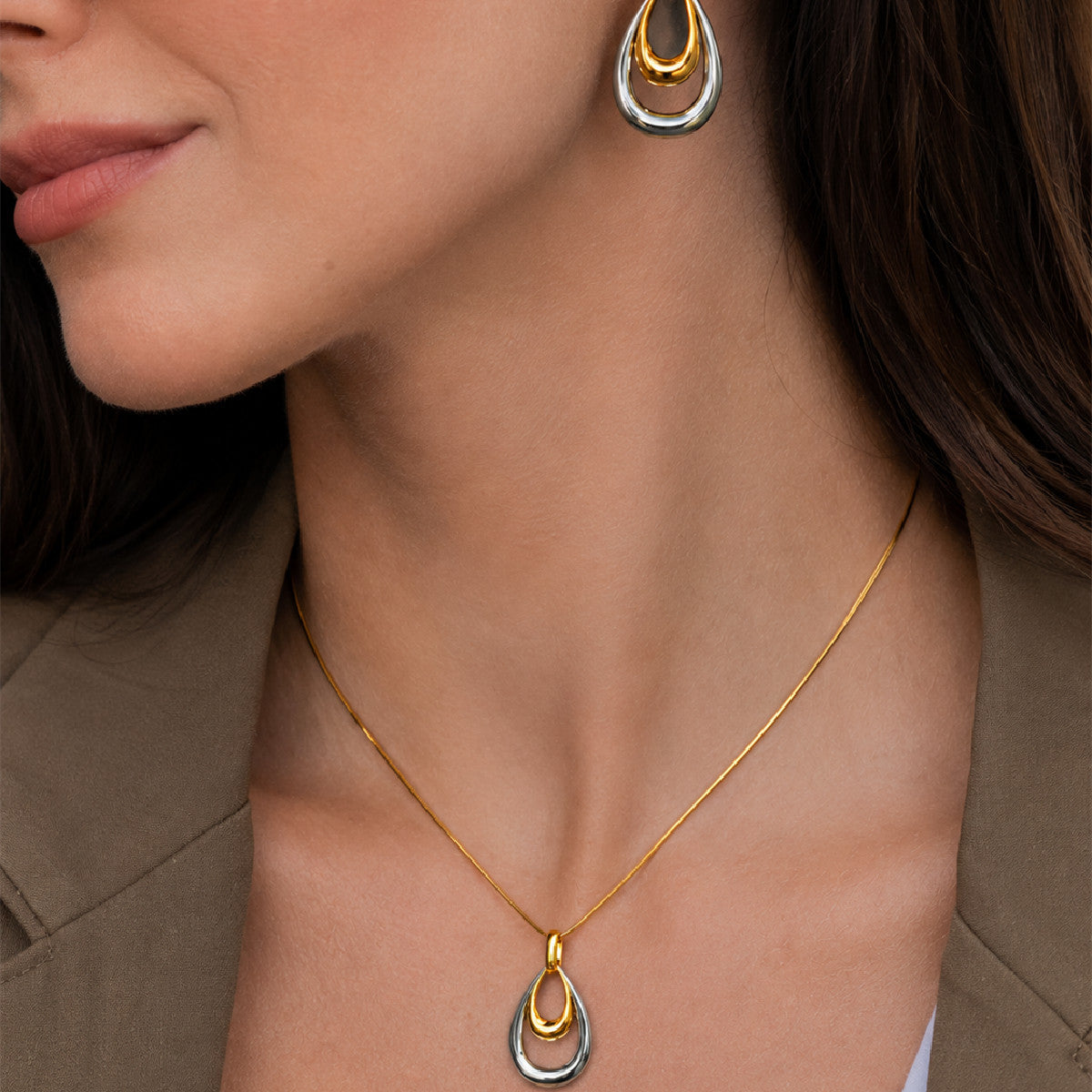 Minimalist 18K Gold Plated Stainless Steel Teardrop Pendant Necklace for Women