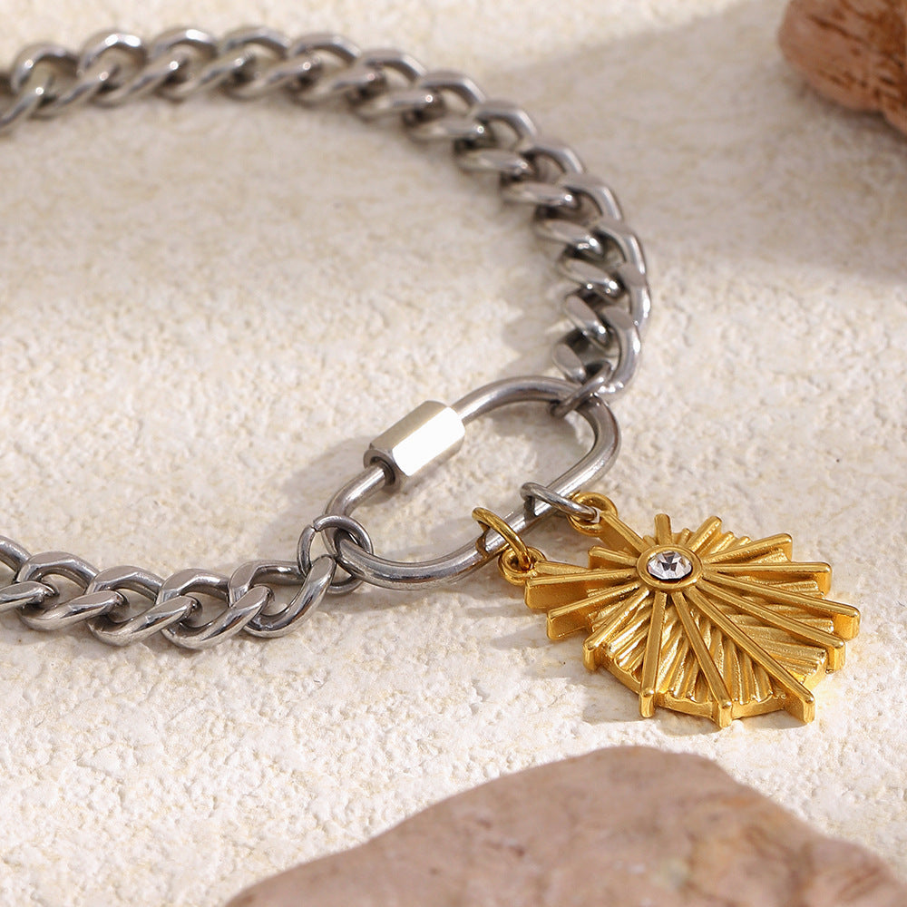 Elegant Geometric 18K Gold Plated Stainless Steel Starlight Pendant Bracelet for Women