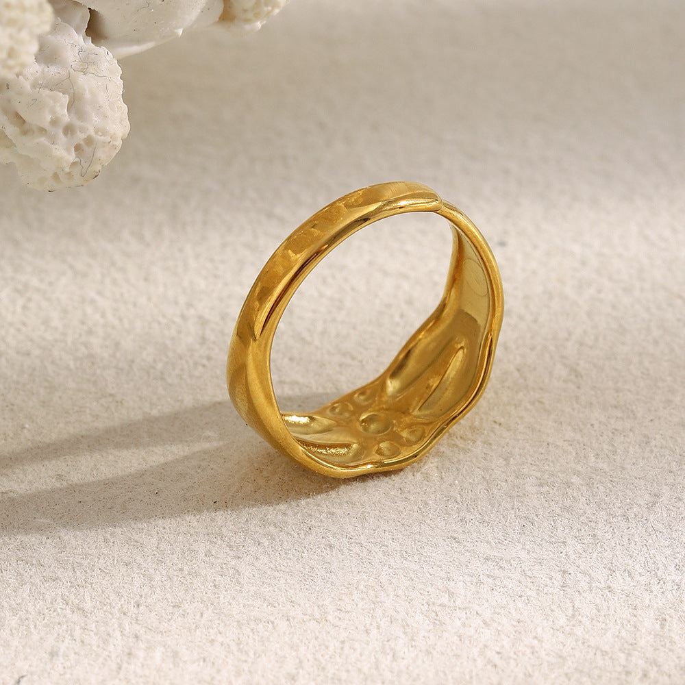 Anello in acciaio inossidabile geometrico minimalista con placcatura in oro 18 carati da donna