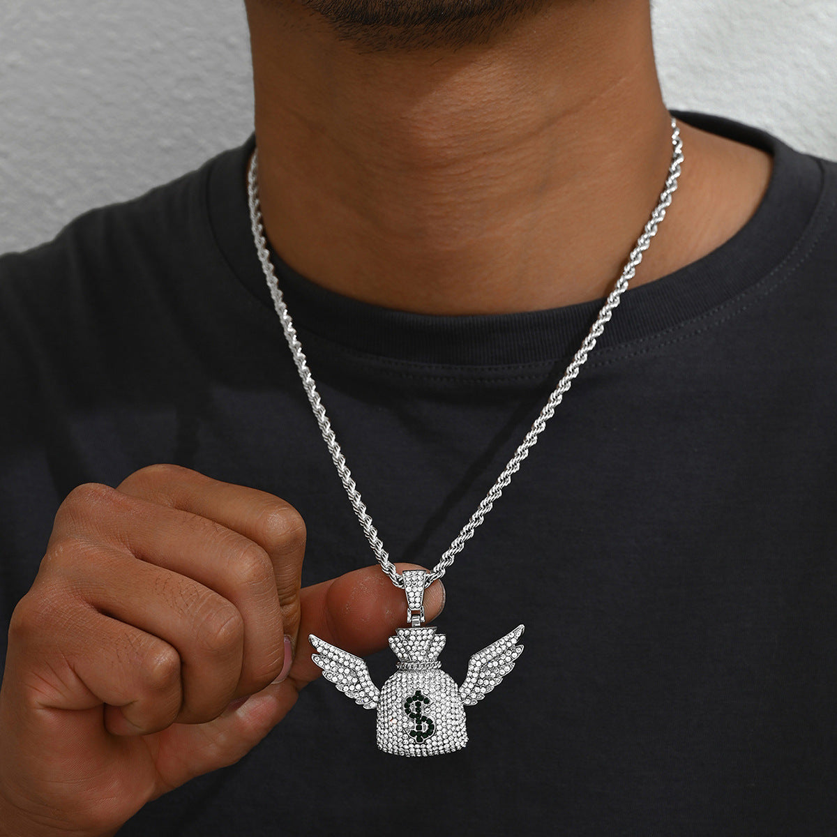 Collana Pendente ad Ala d'Angelo Stile Hip Hop da Uomo in Lega con Intarsi di Strass su Catena Standard