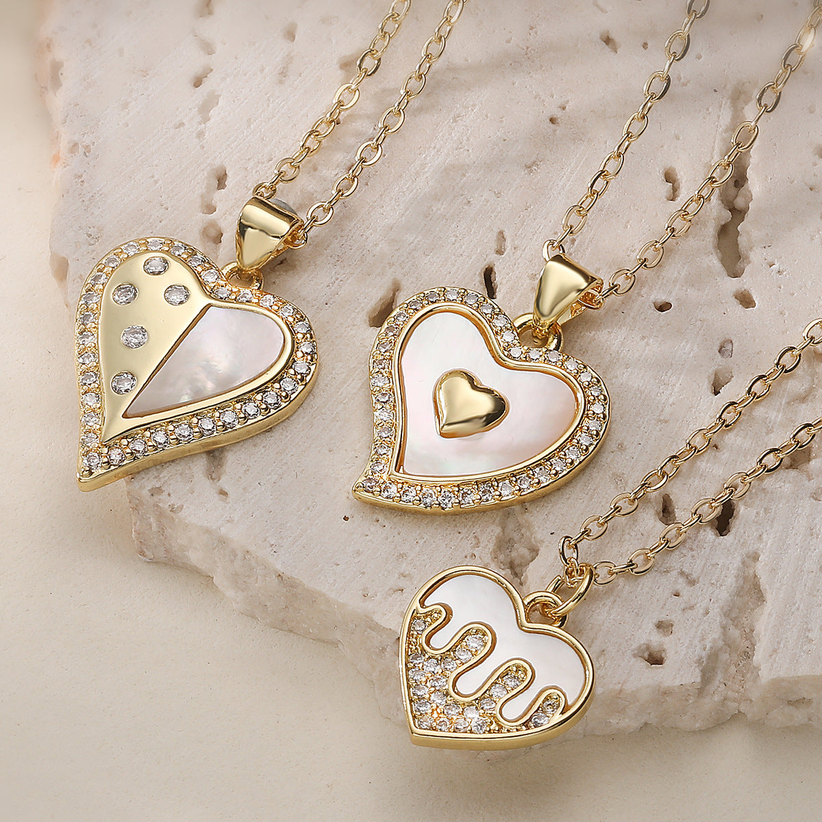 Minimalist Elegant 18K Gold Plated Brass Heart Pendant Necklace with Cubic Zirconia for Women