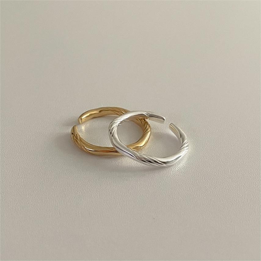 Minimalist Heart-Shaped 925 Sterling Silver Twisted Wire Ring with Beveled Geometric Facets for Women