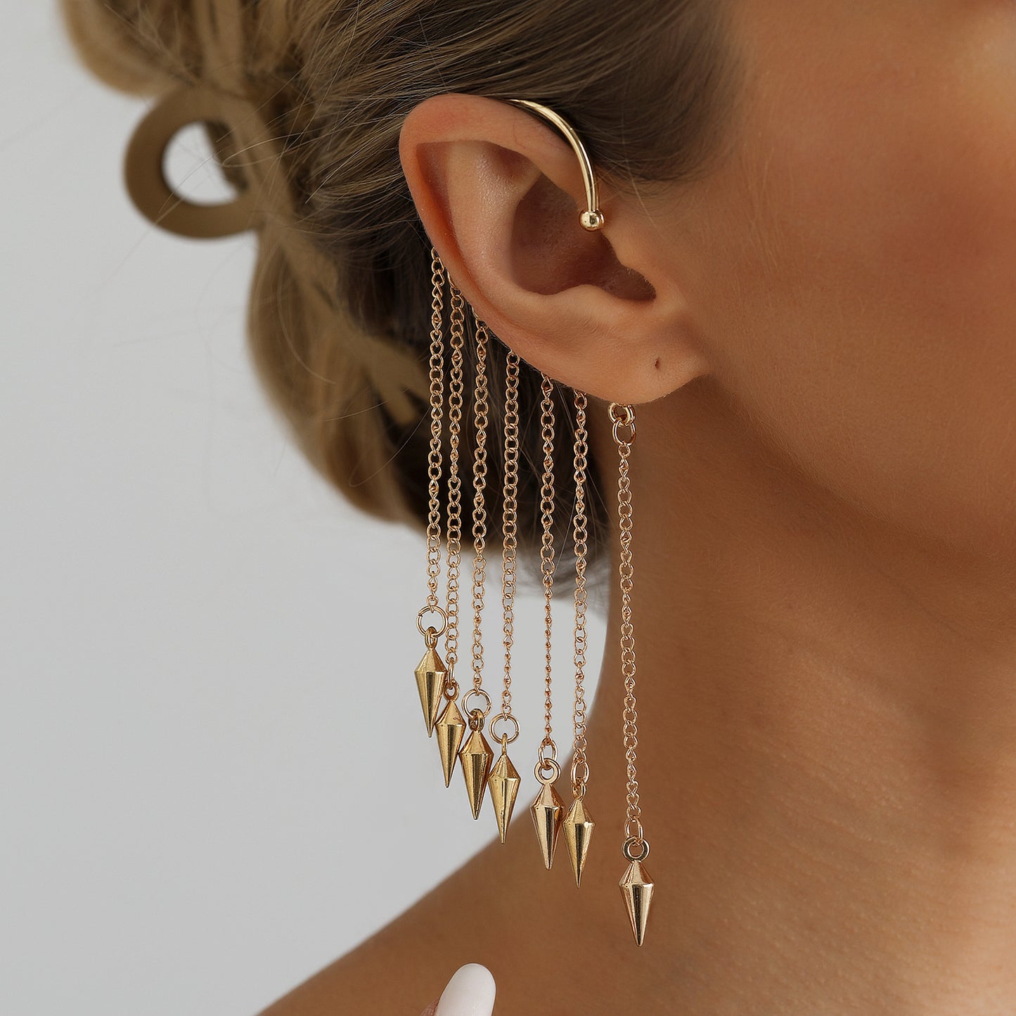 Sexy Streetwear Plated Alloy Geometric Tassel Ear Cuff for Women