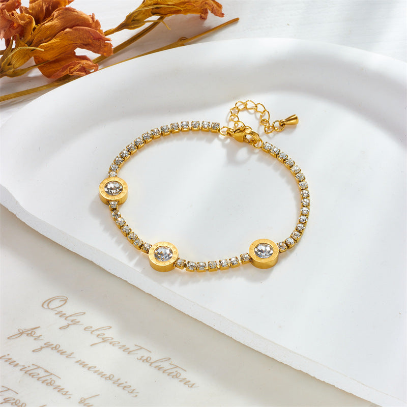 Elegante Pulsera Minimalista de Lujo con Diamantes de Imitación Redondos y Dijes Romanos de Acero Inoxidable para Mujer