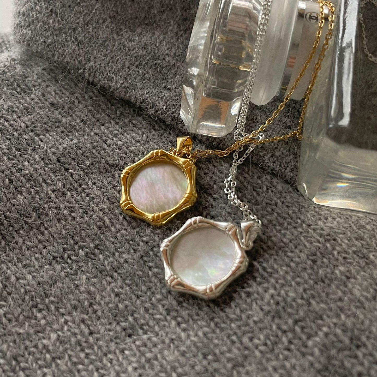 Collar de plata de ley 925 para mujer, estilo natural, con dije de concha minimalista y diseño de bambú