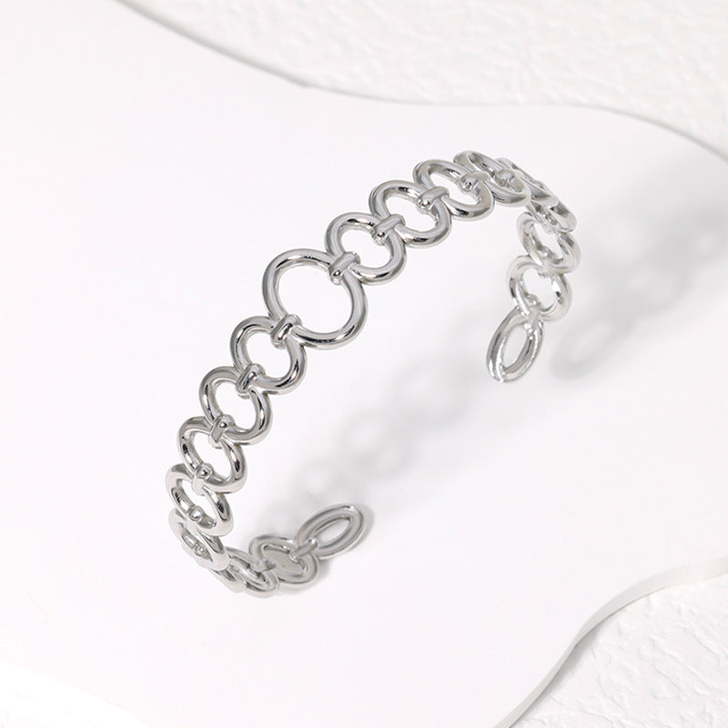 Minimalist Geometric Cold-Tone Bracelet with Heart and Floral Motifs in Gold-Plated Stainless Steel for Women