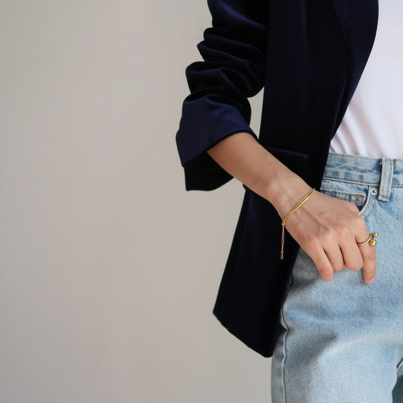 Bracciale a catena a serpente geometrico minimalista in acciaio al titanio per donna con finitura galvanizzata