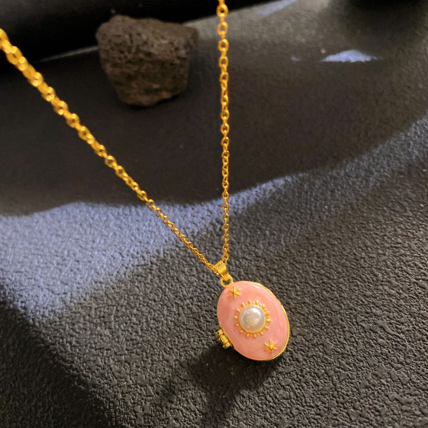 Vintage Elegant Geometric Leaf Teardrop Drip Oil Cubic Zirconia Necklace with 18K Gold Plated Brass Pendant on Titanium Steel Cable Chain for Women