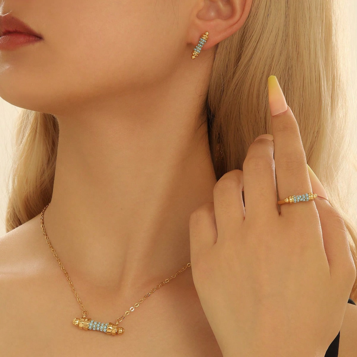 Set collana con pendente a forma di vita intarsiato in acrilico minimalista con motivo floreale e lega galvanizzata per donna