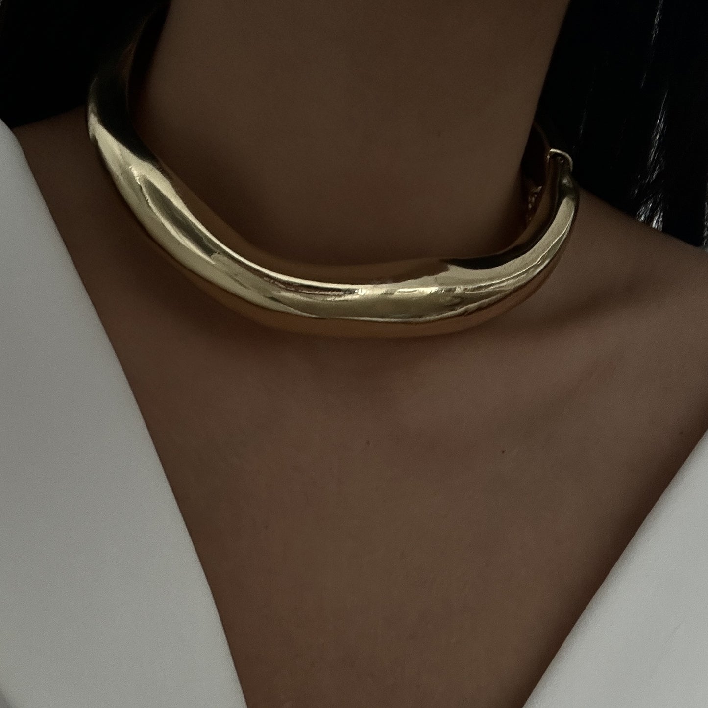 Fashion Minimalist Geometric Textured Molten Lava Open Choker Necklace for Women