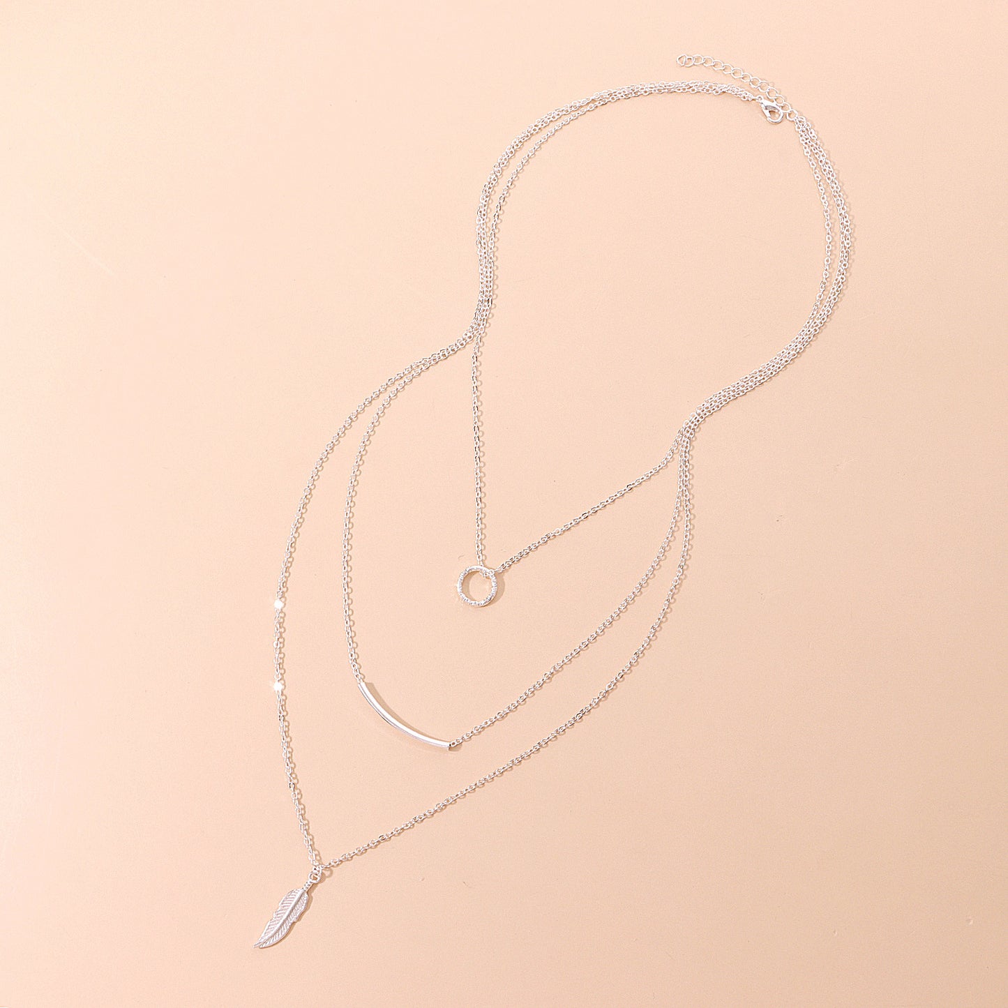 Fashion Multi-Layer Geometric Leaf Pendant Necklace for Women with Alloy Construction and Electroplated Finish