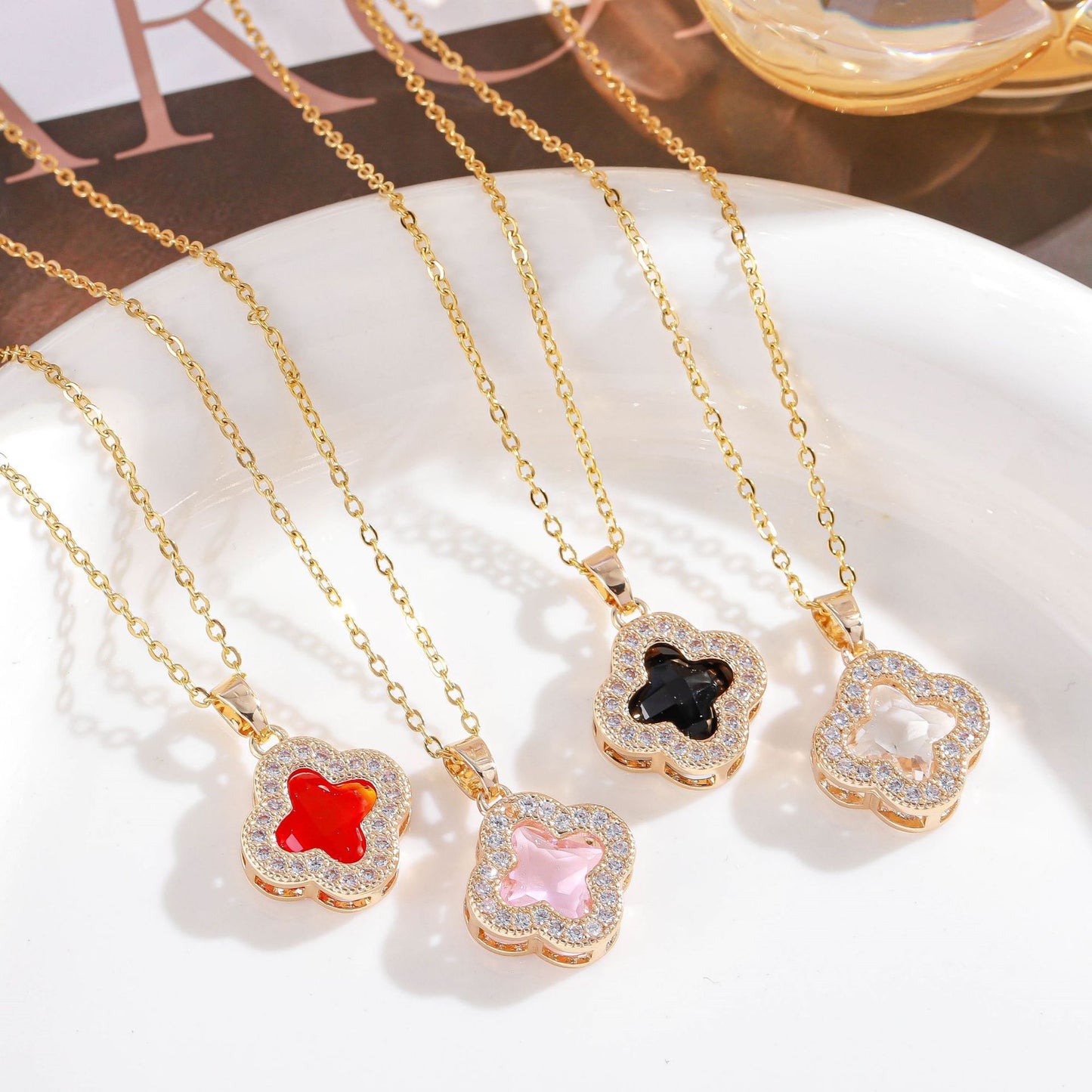 Sweet Elegant Floral Titanium Steel Inlay Rhinestone Pendant Necklace for Women