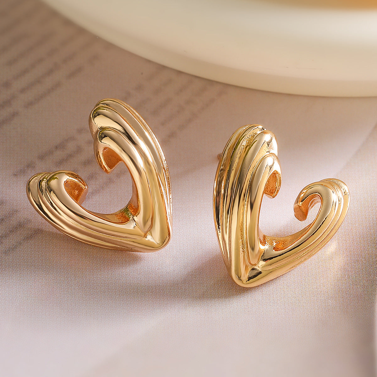 Orecchini a perno geometrici minimalisti in rame con placcatura in oro vero per donna, gioielli di moda ispirati al vintage