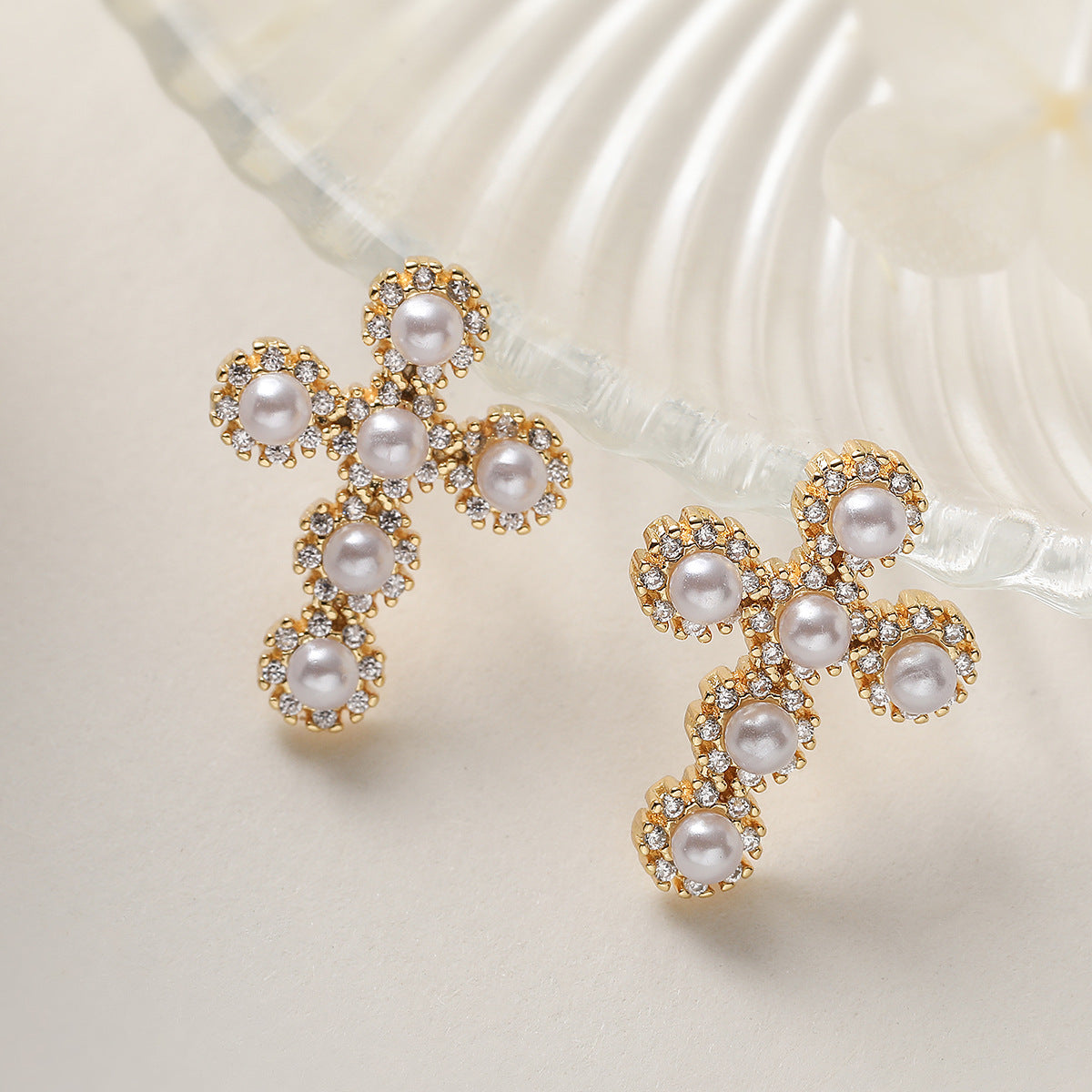 Fashion Geometric Cross Brass 18K Gold Plated Cubic Zirconia Pearl Stud Earrings for Women